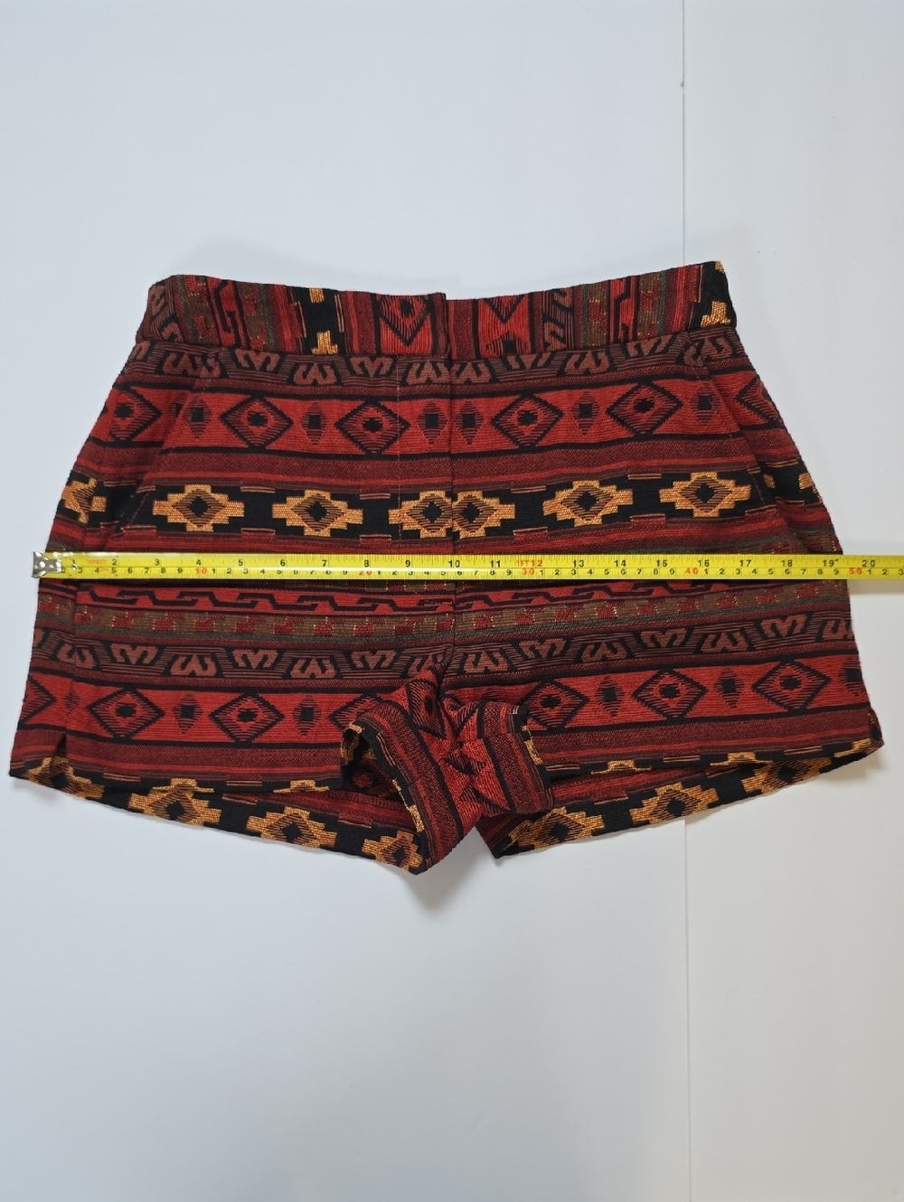 BCBGeneration Red Geometric Aztec Tapestry Shorts High Rise Southwestern Boho 6 - Picture 11 of 11